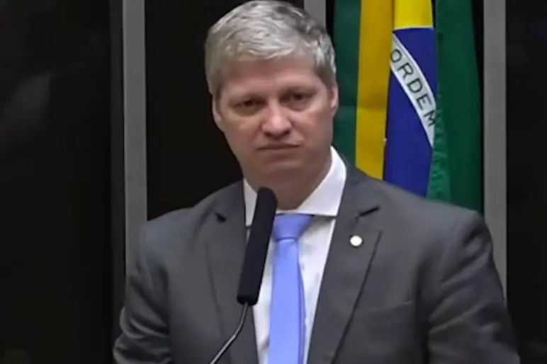 Deputado do Novo pede processo contra general por intimidação