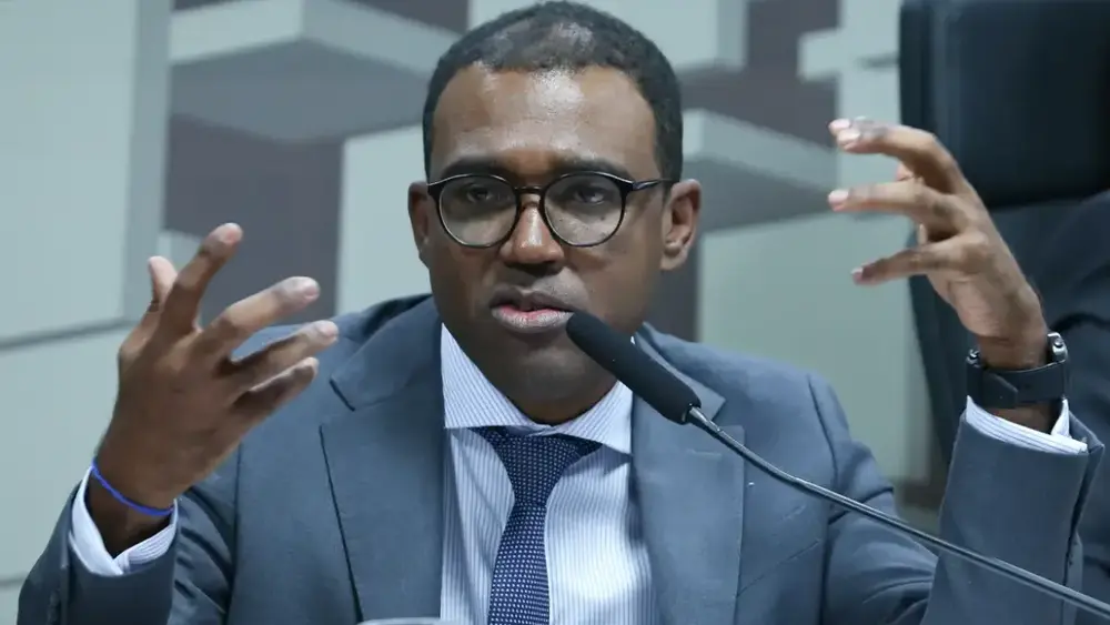 Diretor do BC revela à PF temor de vazamentos na liquidação do Master