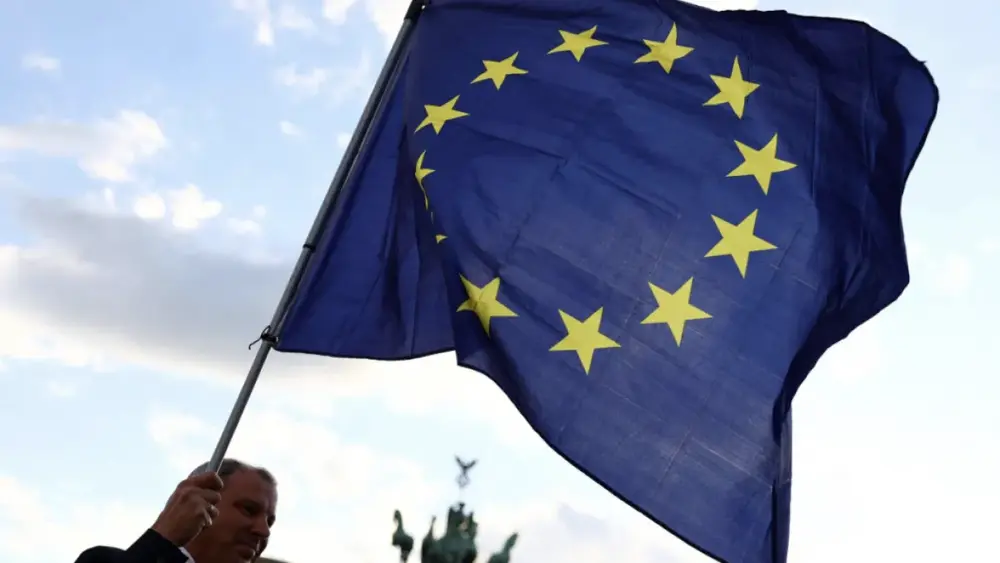 UE lança equipe para fiscalizar IA e combater deepfakes